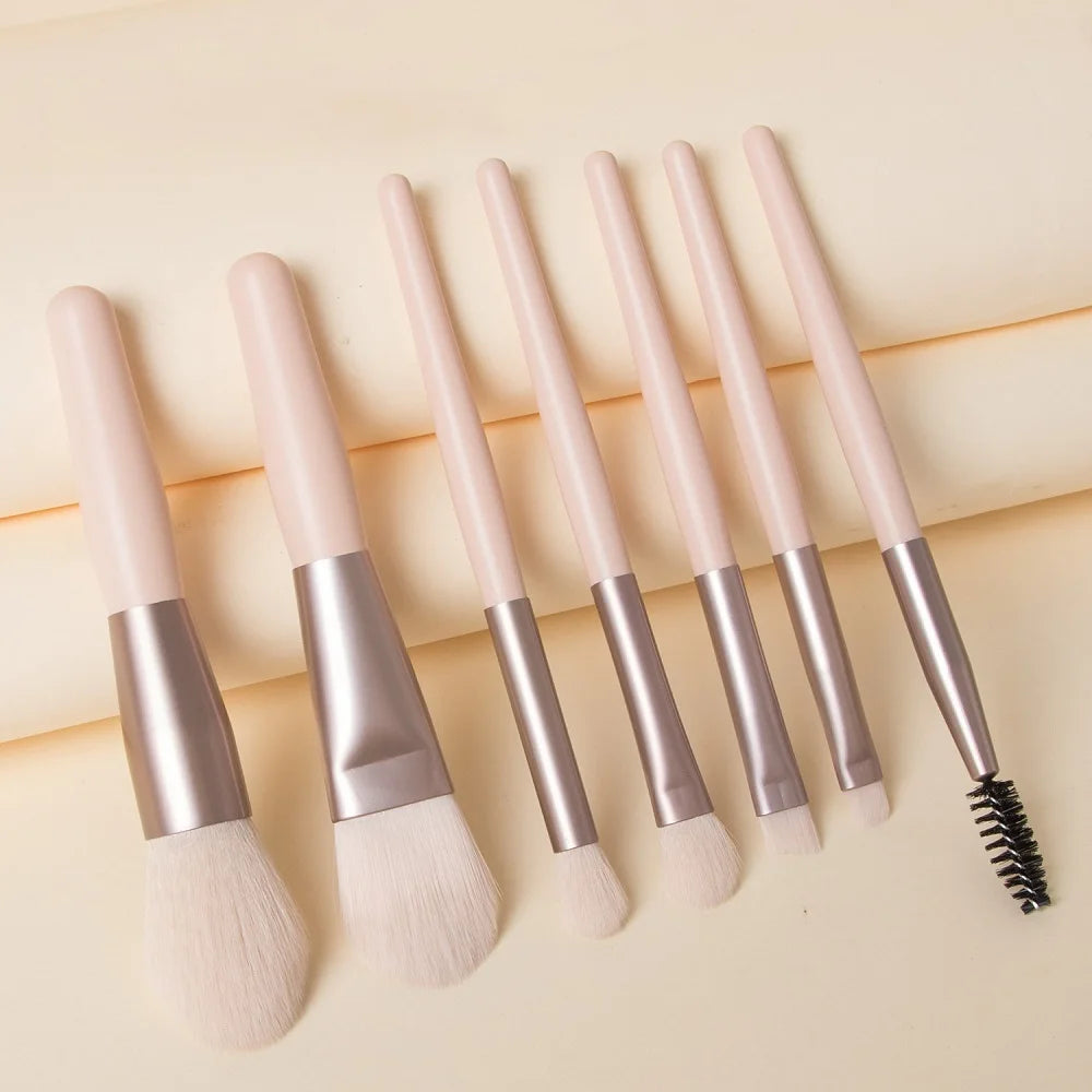 8Pcs Cosmetics Foundation Blush Powder Brush Set