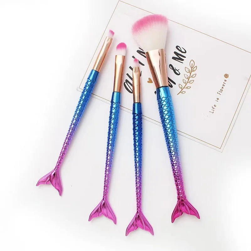 4 Set Makeup Brushes Set